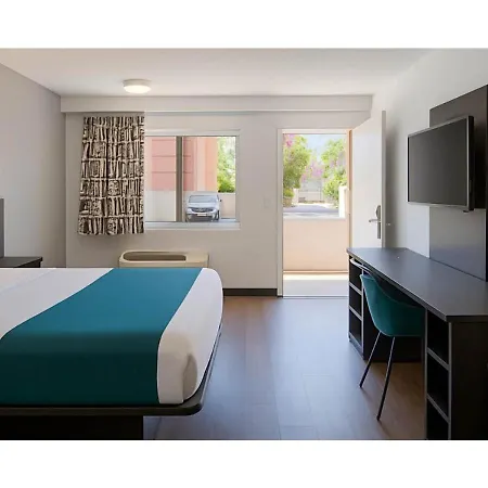 Motel 6-Anaheim, Ca - Maingate-2